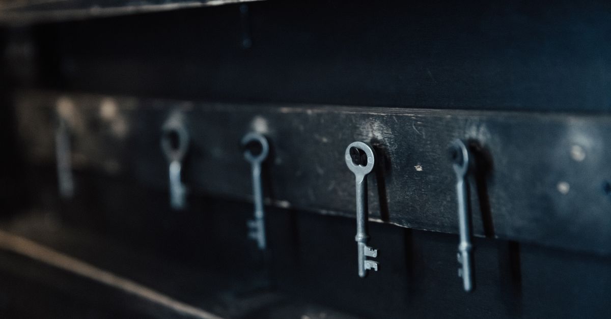 front door lock key — Fresh Meadows Locksmith